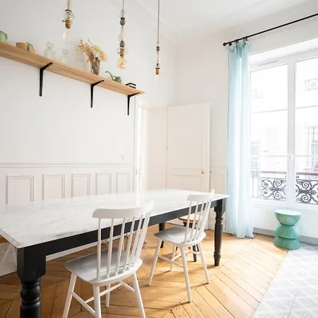 Guestready - A Classic Touch Of Parisian Glamour Appartamento Parigi